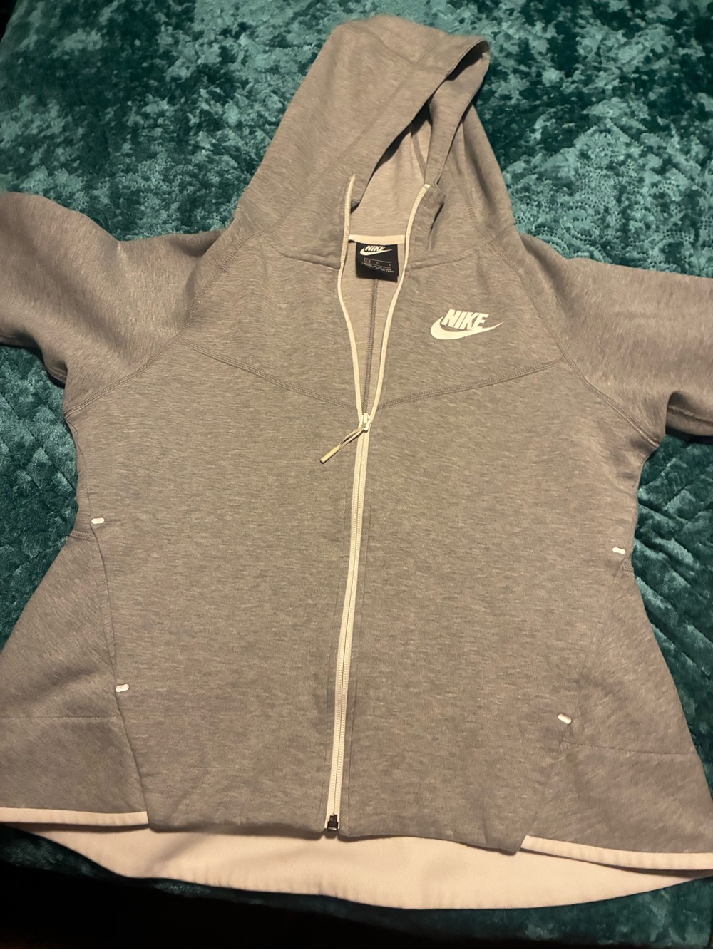 Nike Women’s Light Gray Full-Zip Hooded Sweatshirt